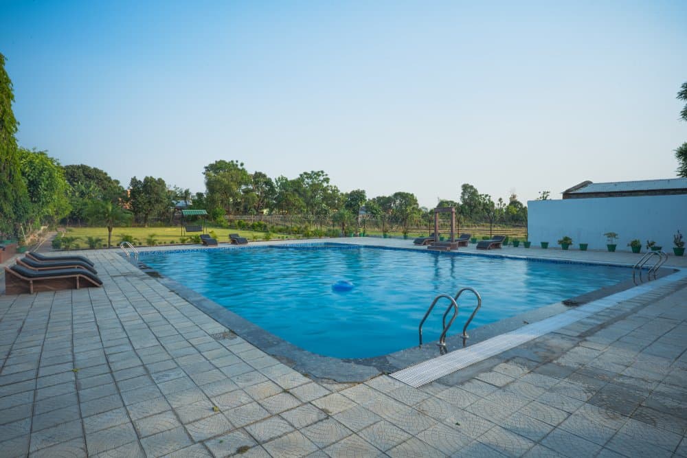 Pool 1